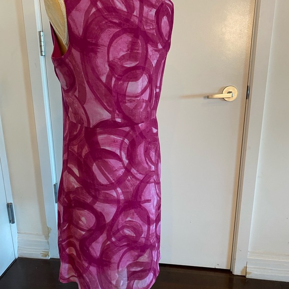 Simply Vera | Vera Wang hot pink chiffon dress - Picture 3 of 12